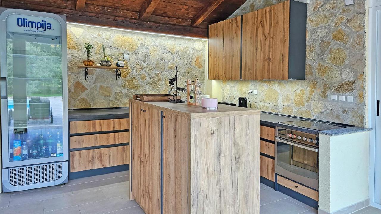 Holiday Home Natura With Private Pool Mostar Eksteriør bilde