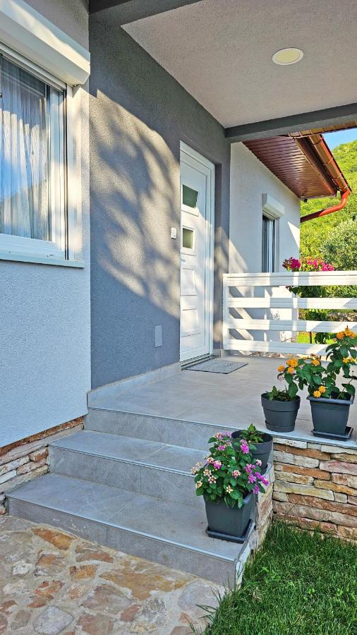 Holiday Home Natura With Private Pool Mostar Eksteriør bilde